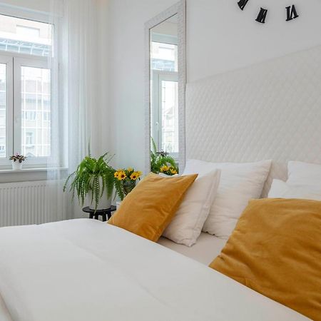 Alenka'S Place, Fiber Optic Wi Fi 萨格勒布 外观 照片